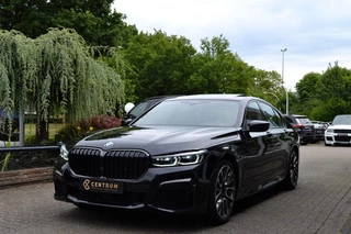Hoofdafbeelding BMW 7 Serie BMW 7 Serie 745 M SPORT - Pano - Acitve steer - Vol