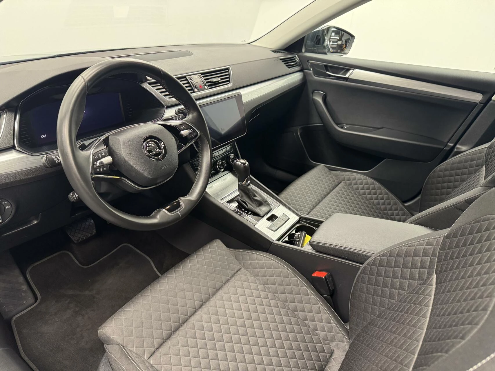 Hoofdafbeelding Škoda Superb