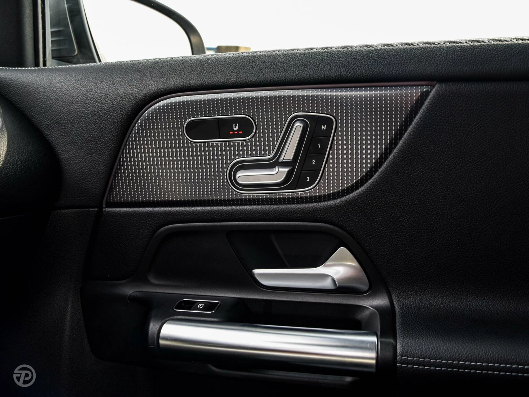 Hoofdafbeelding Mercedes-Benz EQA
