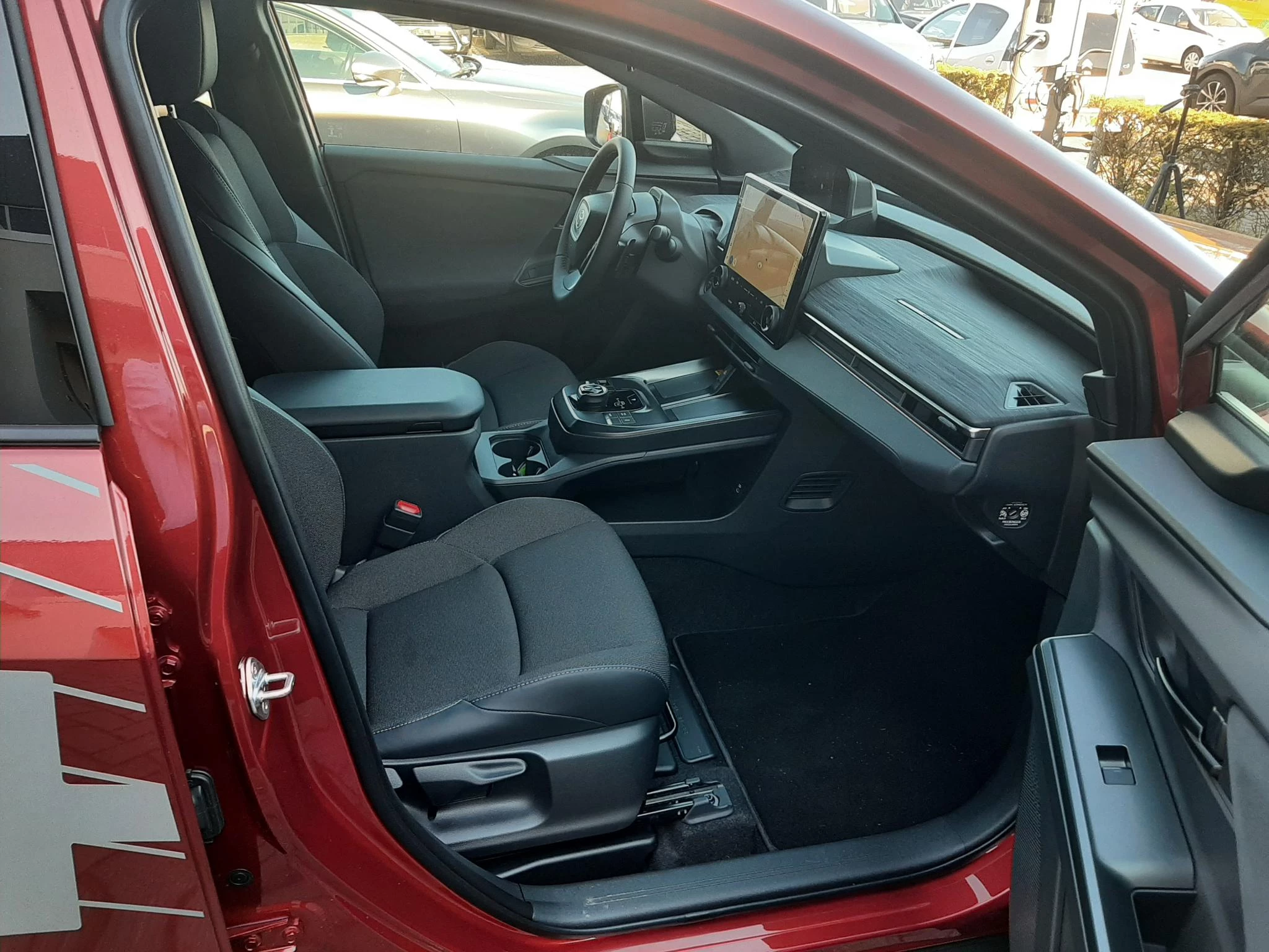 Hoofdafbeelding Toyota C-HR+