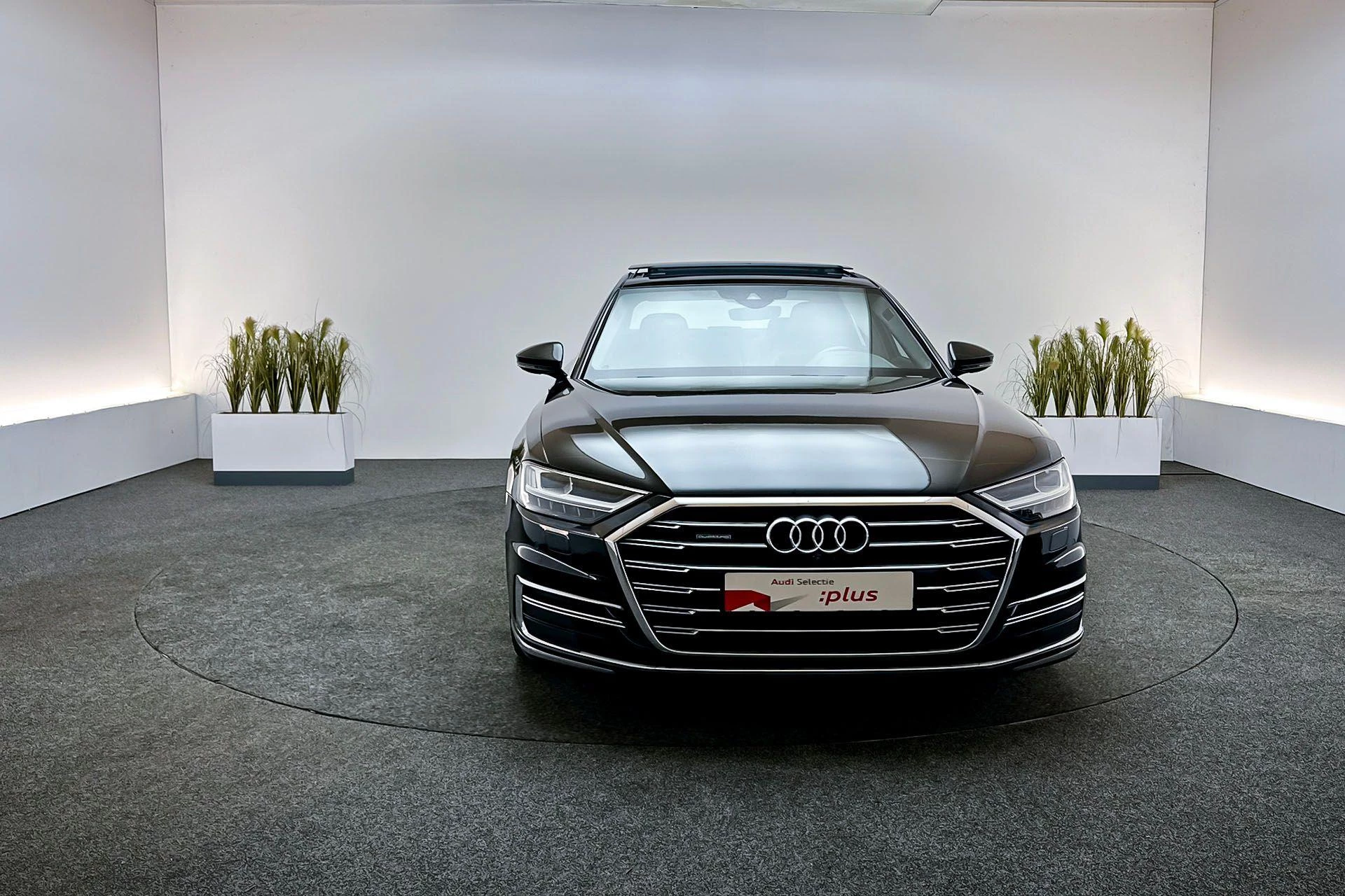 Hoofdafbeelding Audi A8