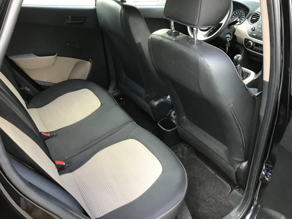 Hoofdafbeelding Hyundai i10