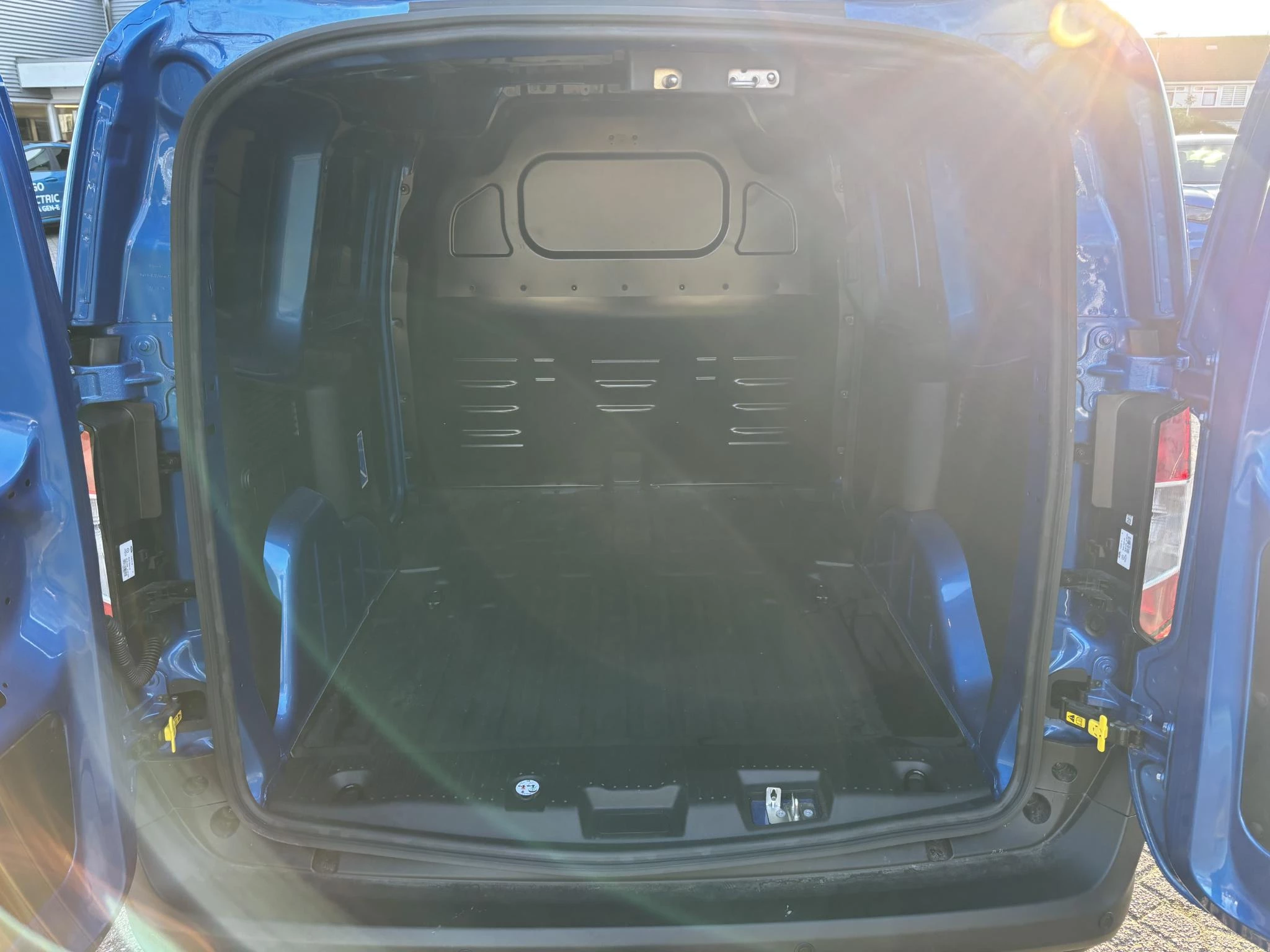 Hoofdafbeelding Ford Transit Courier