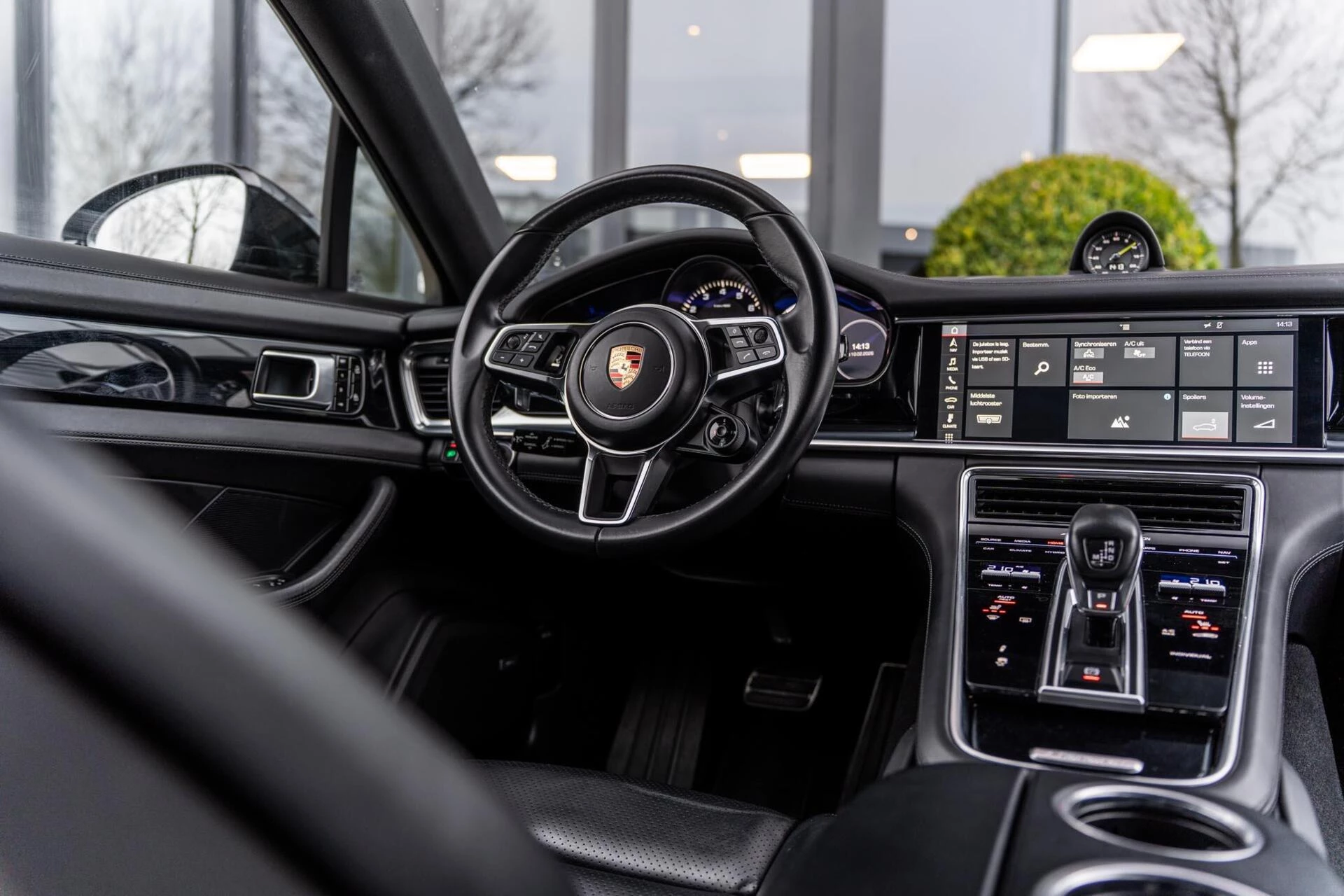 Hoofdafbeelding Porsche Panamera