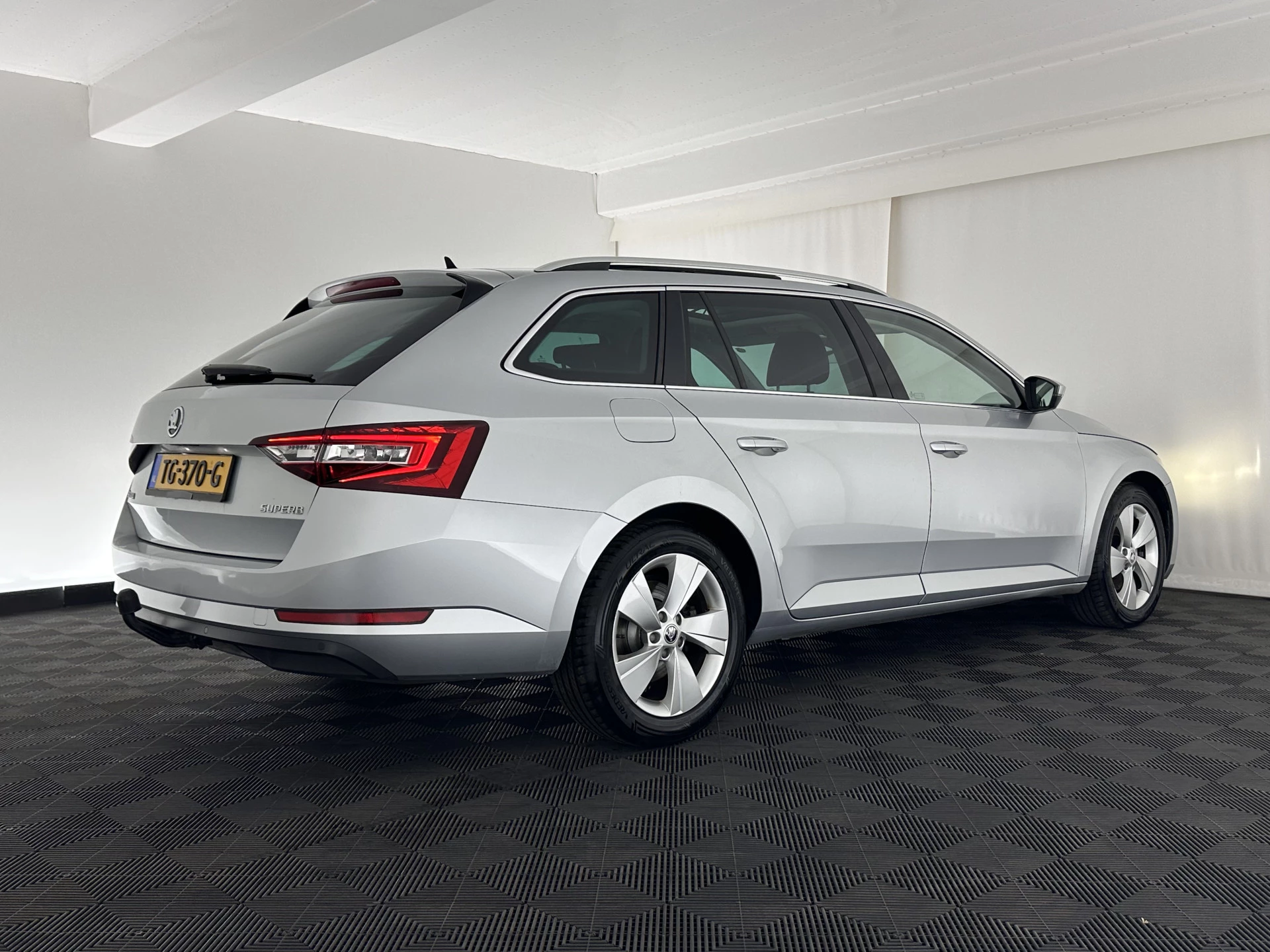 Hoofdafbeelding Škoda Superb