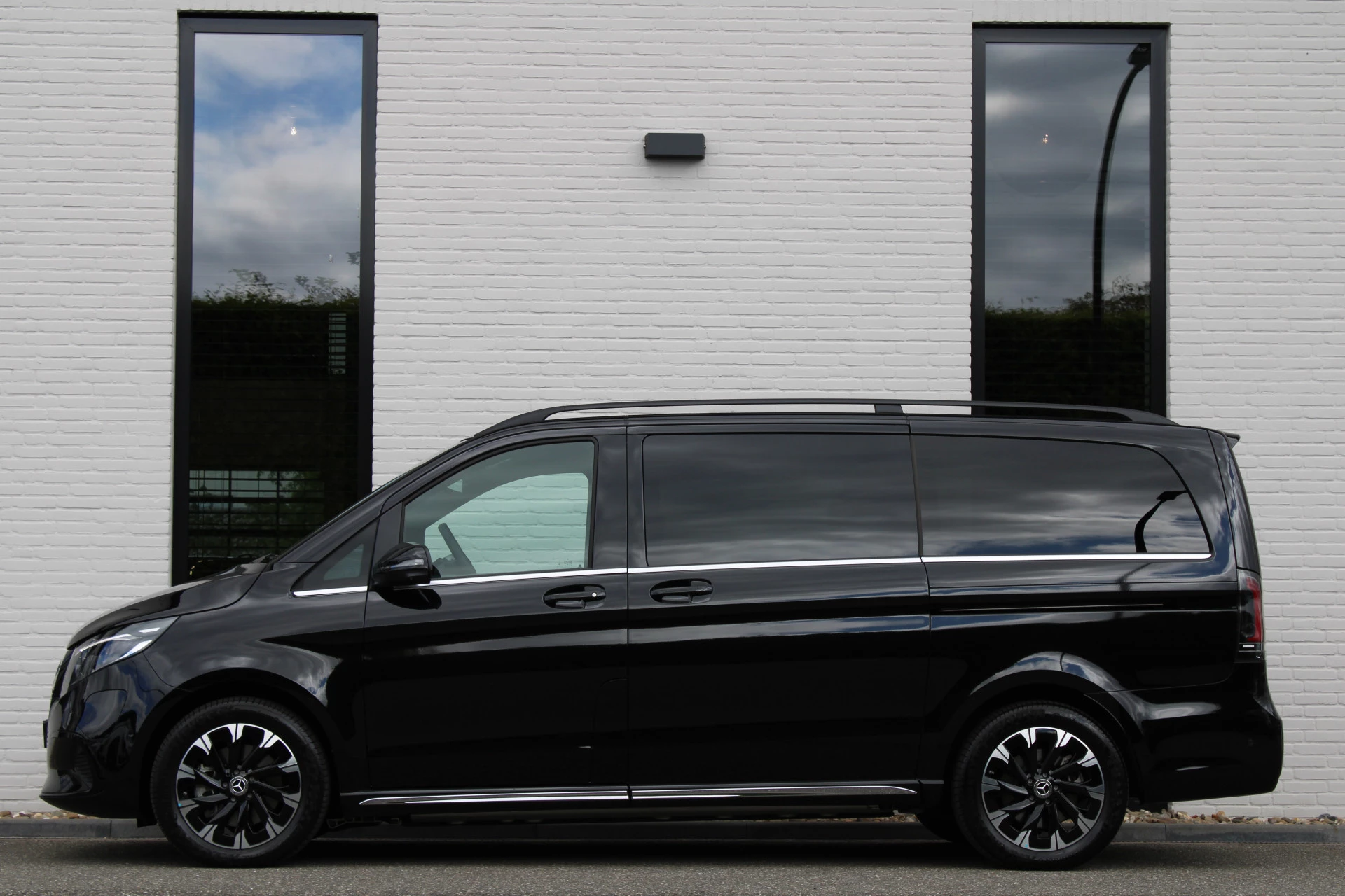 Hoofdafbeelding Mercedes-Benz EQV