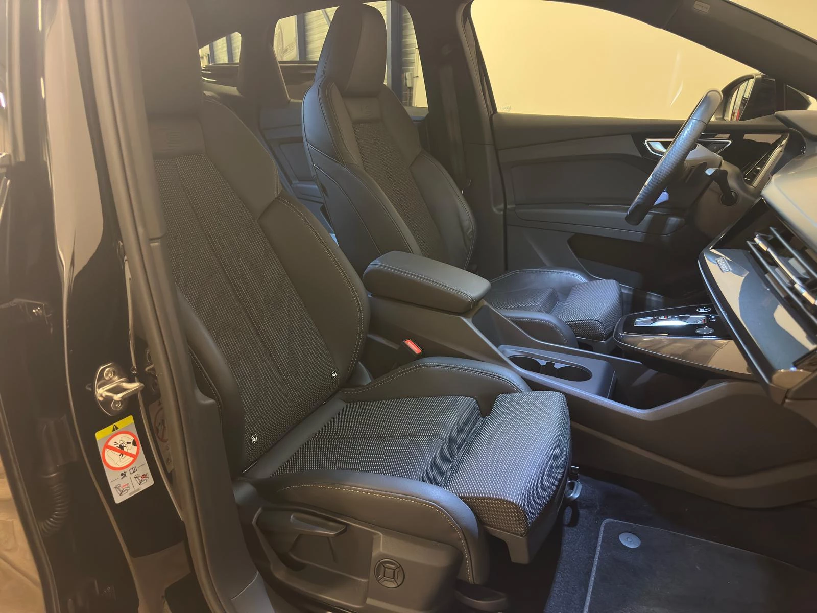 Hoofdafbeelding Audi Q4 e-tron