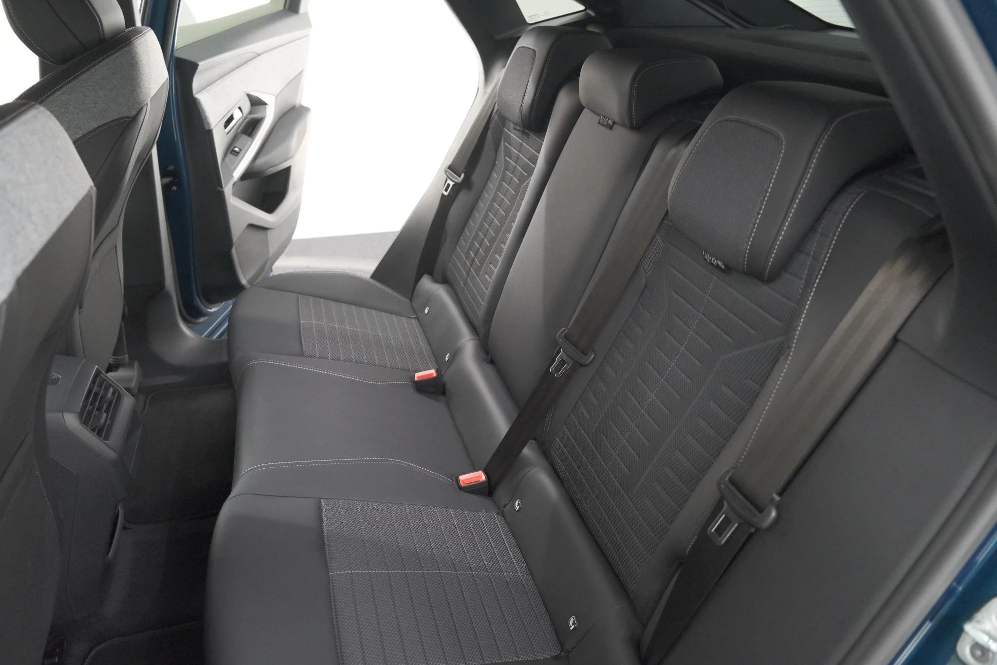 Hoofdafbeelding Peugeot e-3008