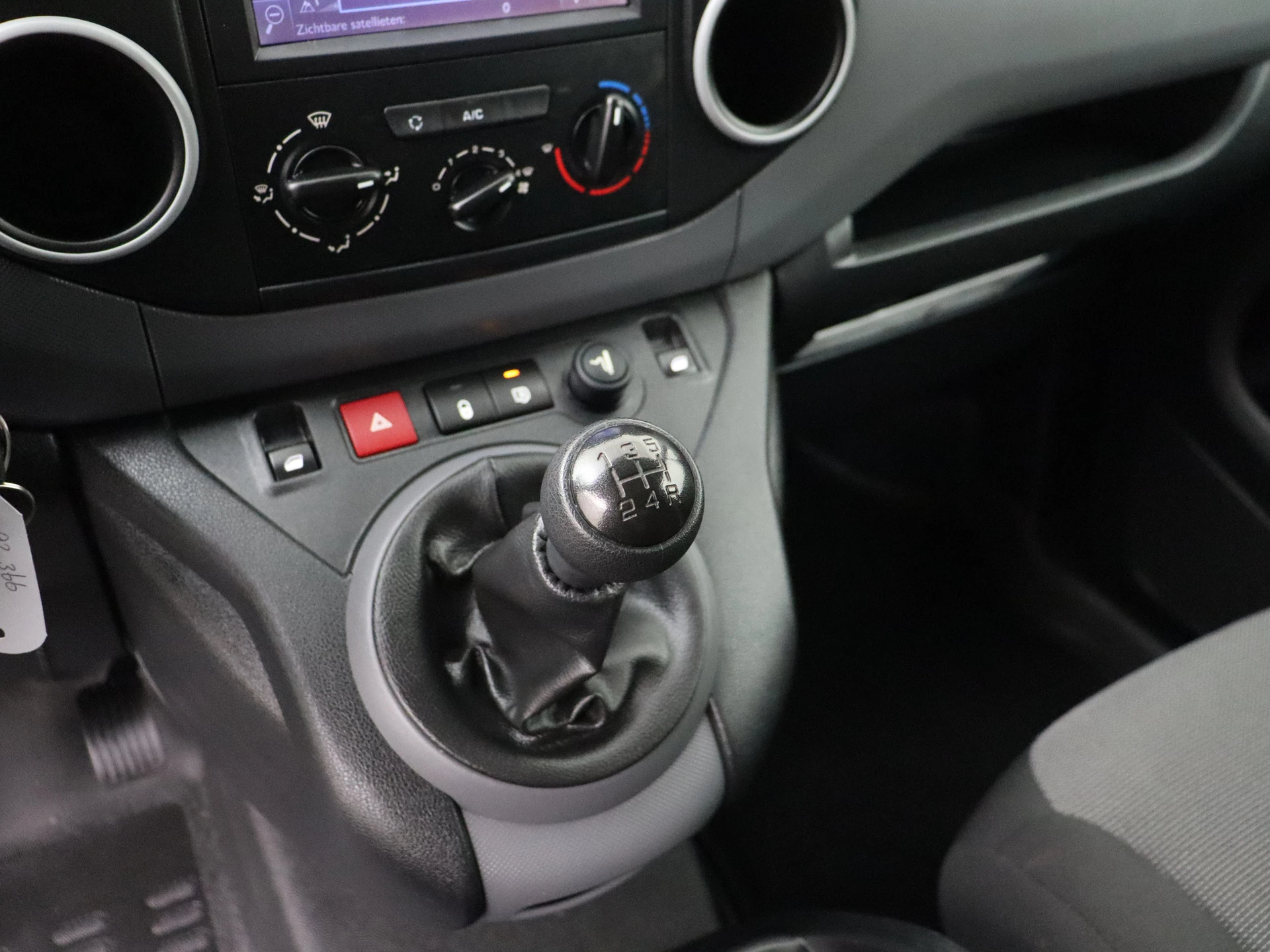 Hoofdafbeelding Peugeot Partner