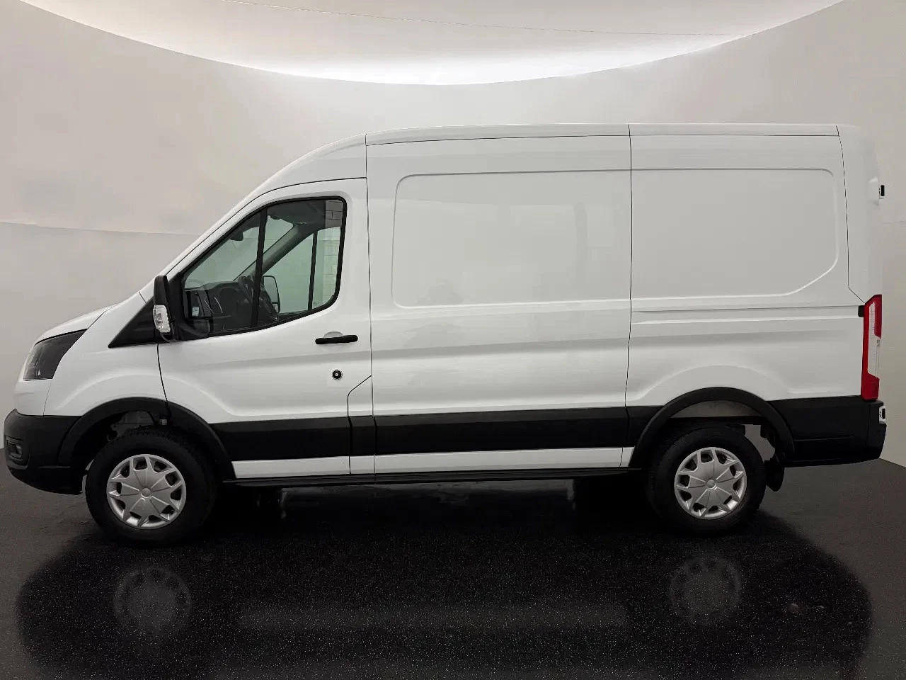 Hoofdafbeelding Ford E-Transit