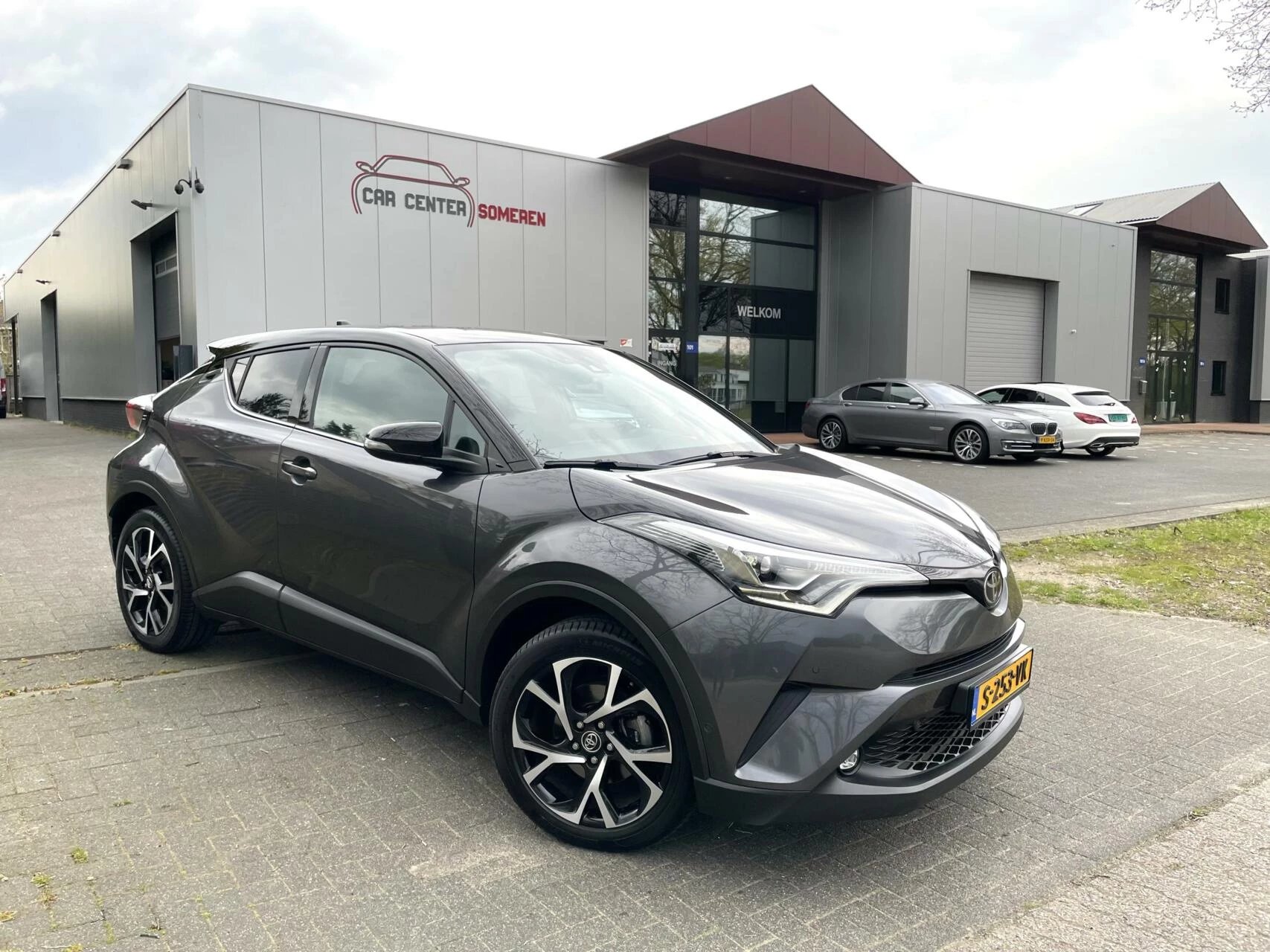 Hoofdafbeelding Toyota C-HR