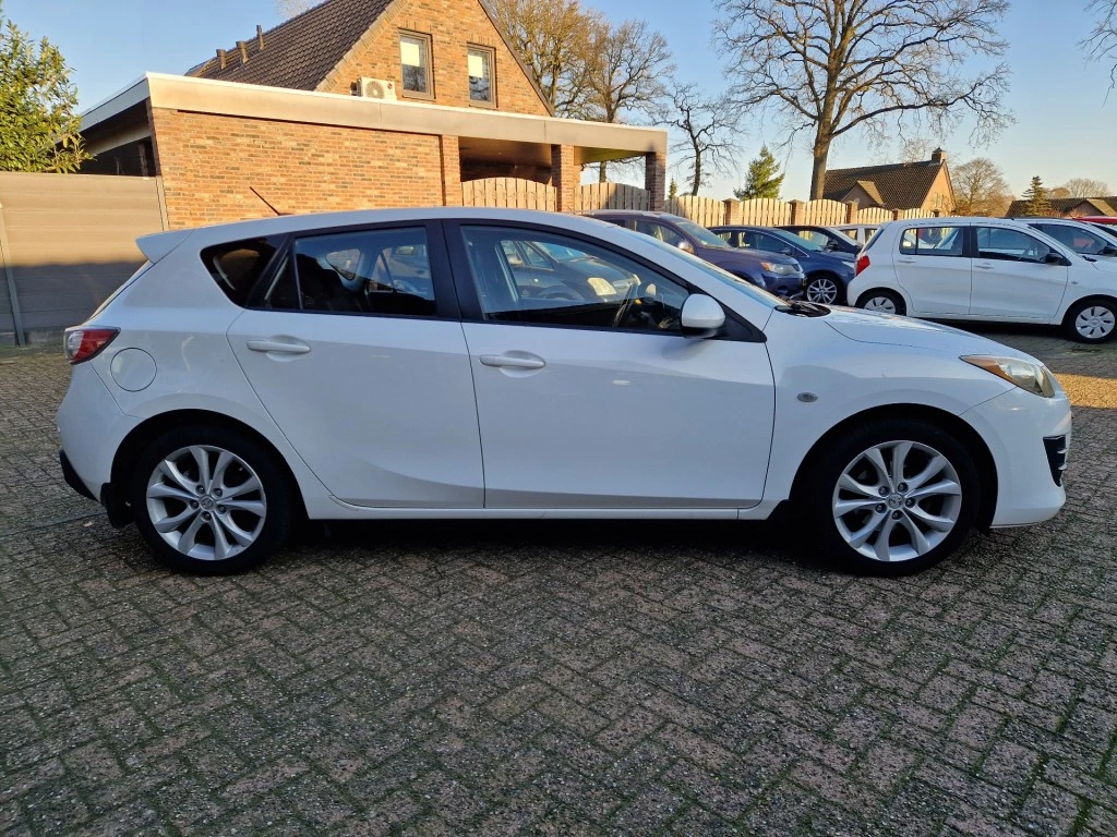 Hoofdafbeelding Mazda 3