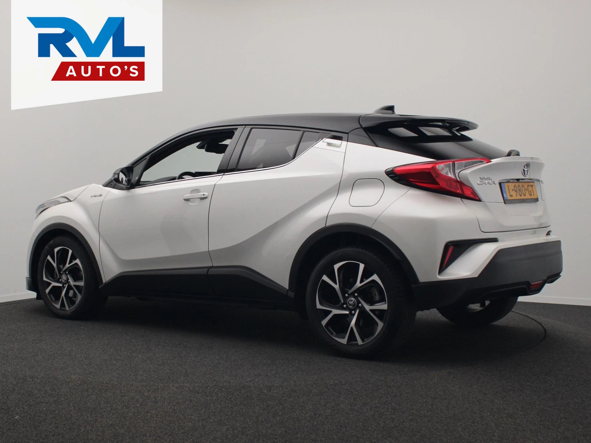 Hoofdafbeelding Toyota C-HR