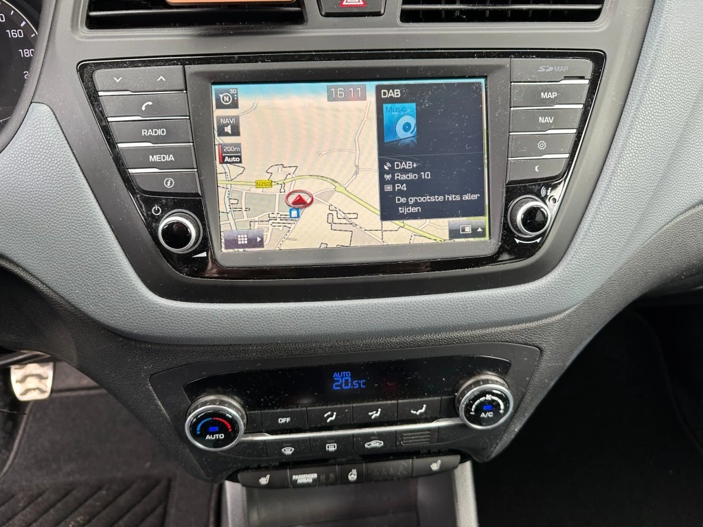 Hoofdafbeelding Hyundai i20