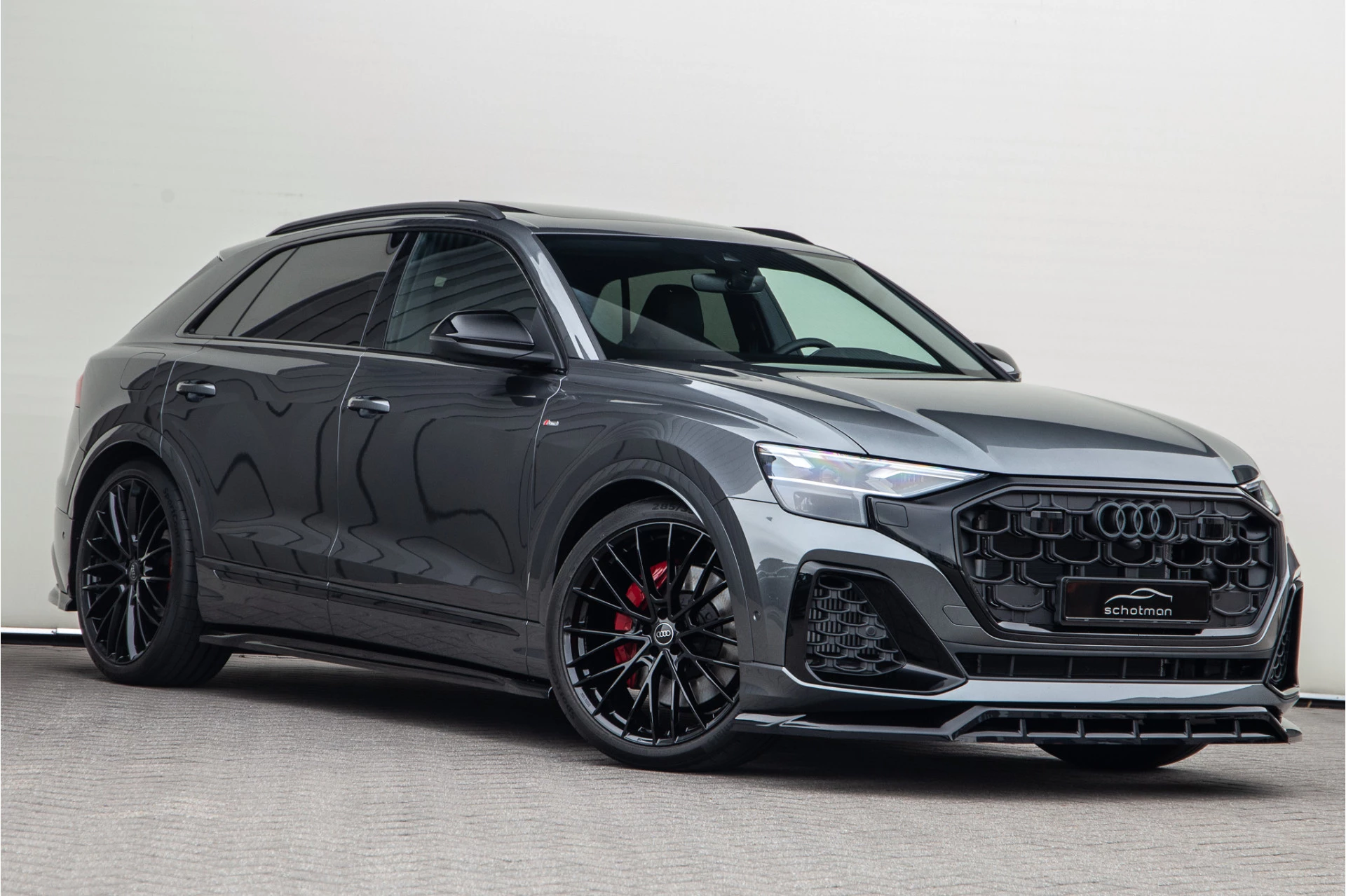 Hoofdafbeelding Audi Q8