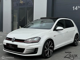Volkswagen Golf 2.0 TSI GTI Performance | DSG | PANO | LEDER