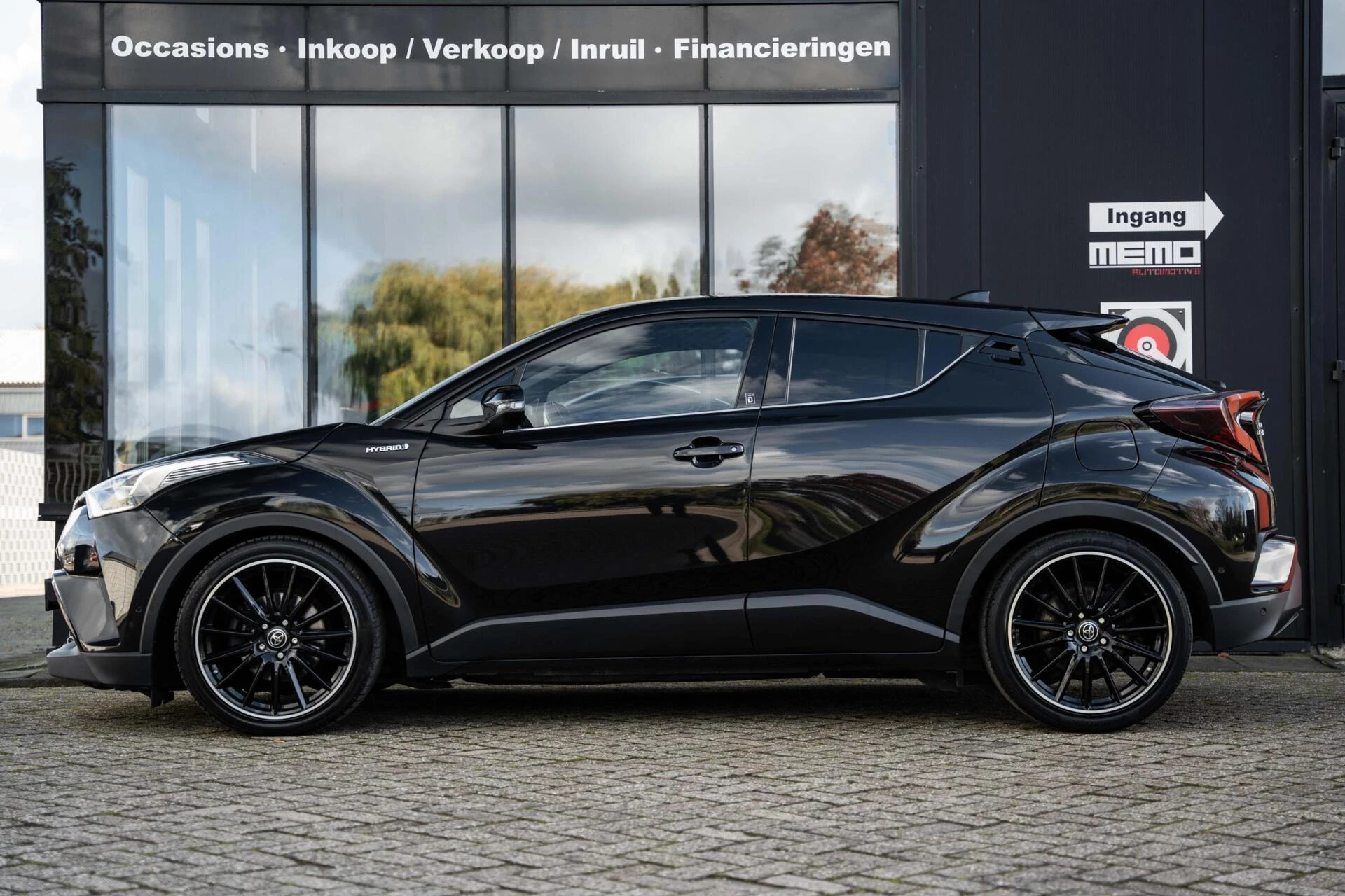 Hoofdafbeelding Toyota C-HR