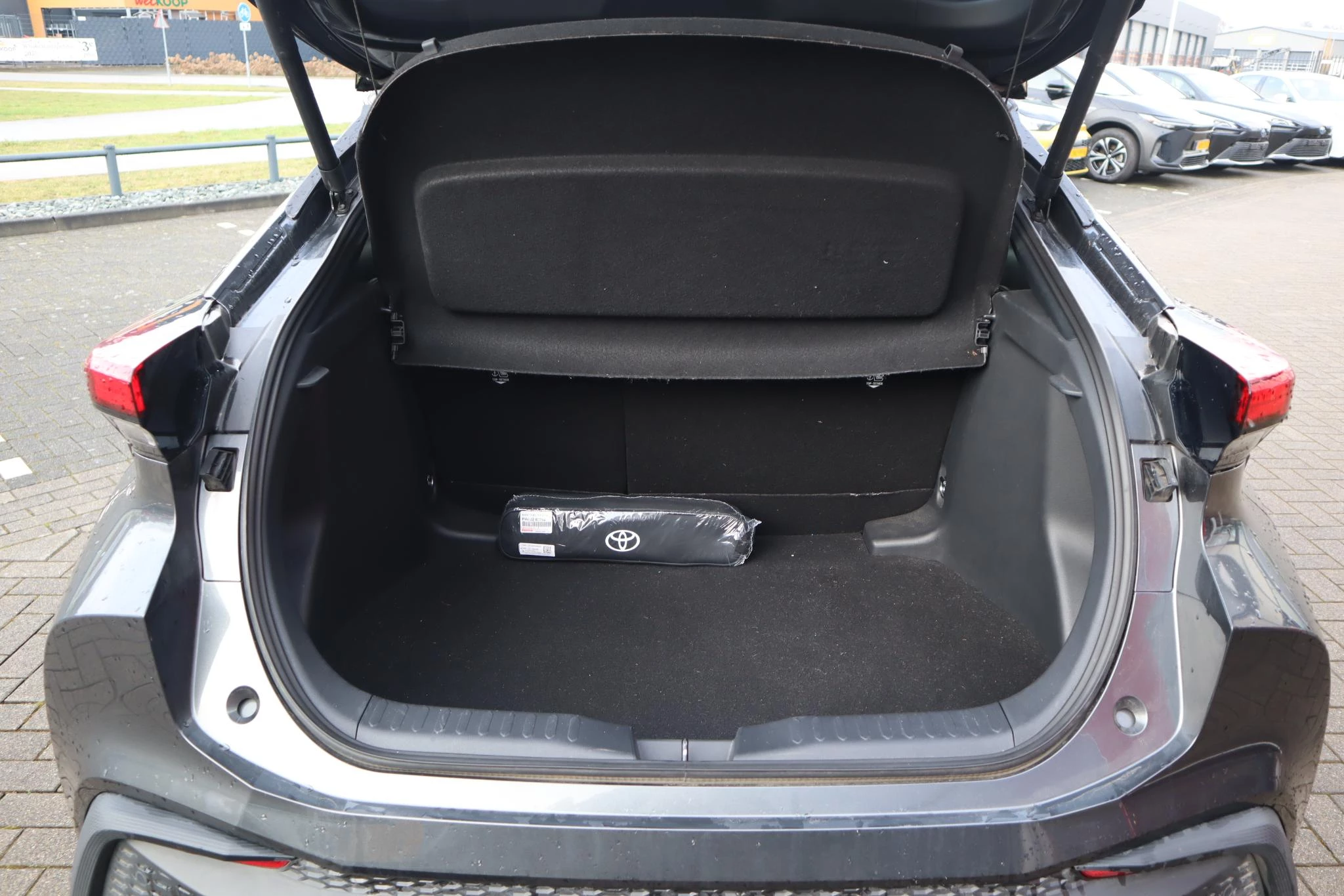 Hoofdafbeelding Toyota C-HR