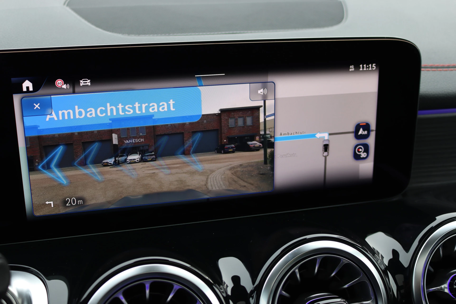 Hoofdafbeelding Mercedes-Benz EQB