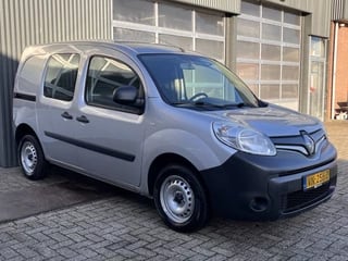 Renault Kangoo Express 1.2 TCe 1.2 TCe 115 S&S Comfort Benzine Elektrische ramen Parkeersensoren achter Start/stop Ruiten achter en zijkant