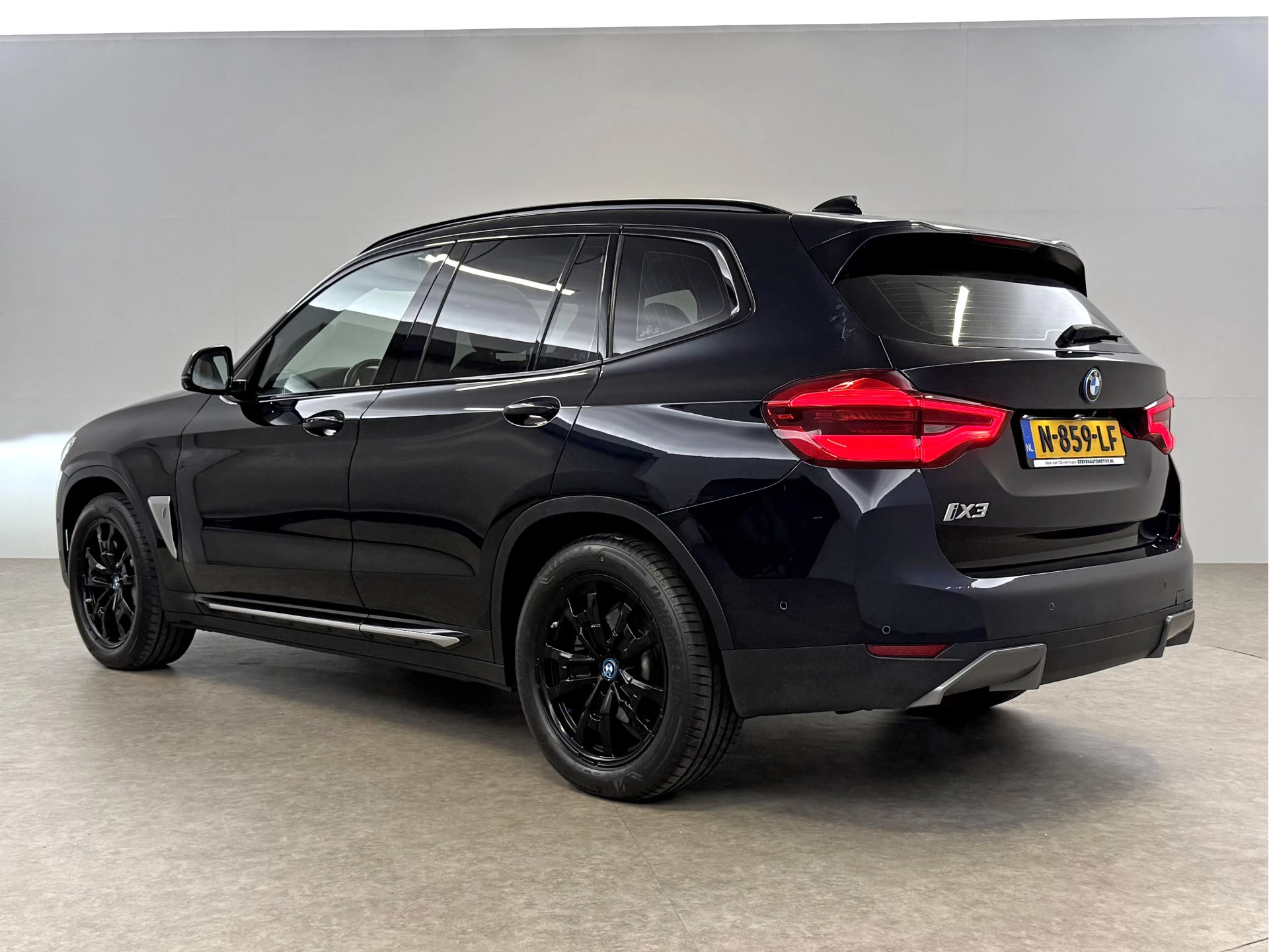 Hoofdafbeelding BMW iX3