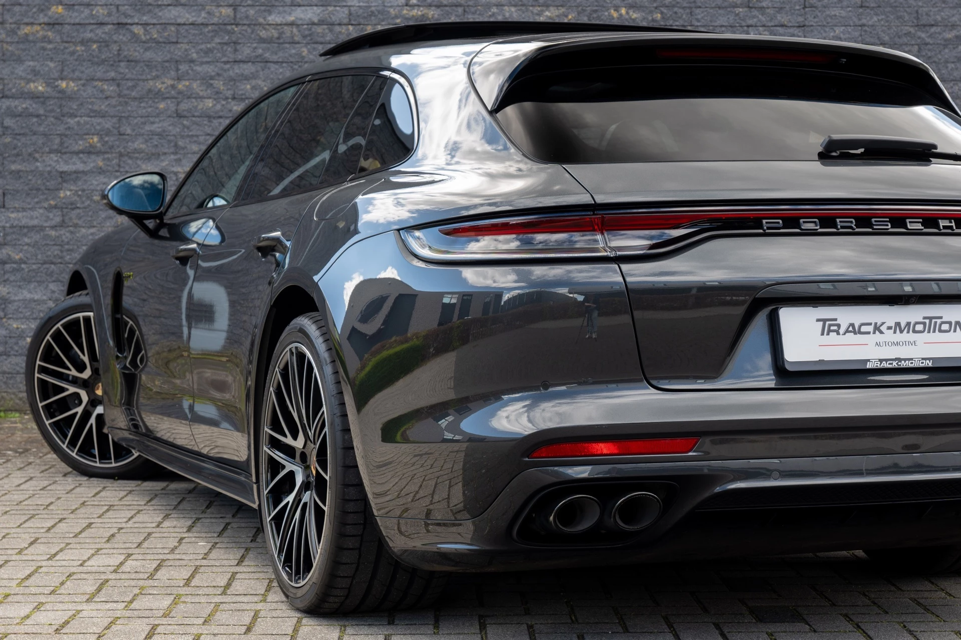 Hoofdafbeelding Porsche Panamera