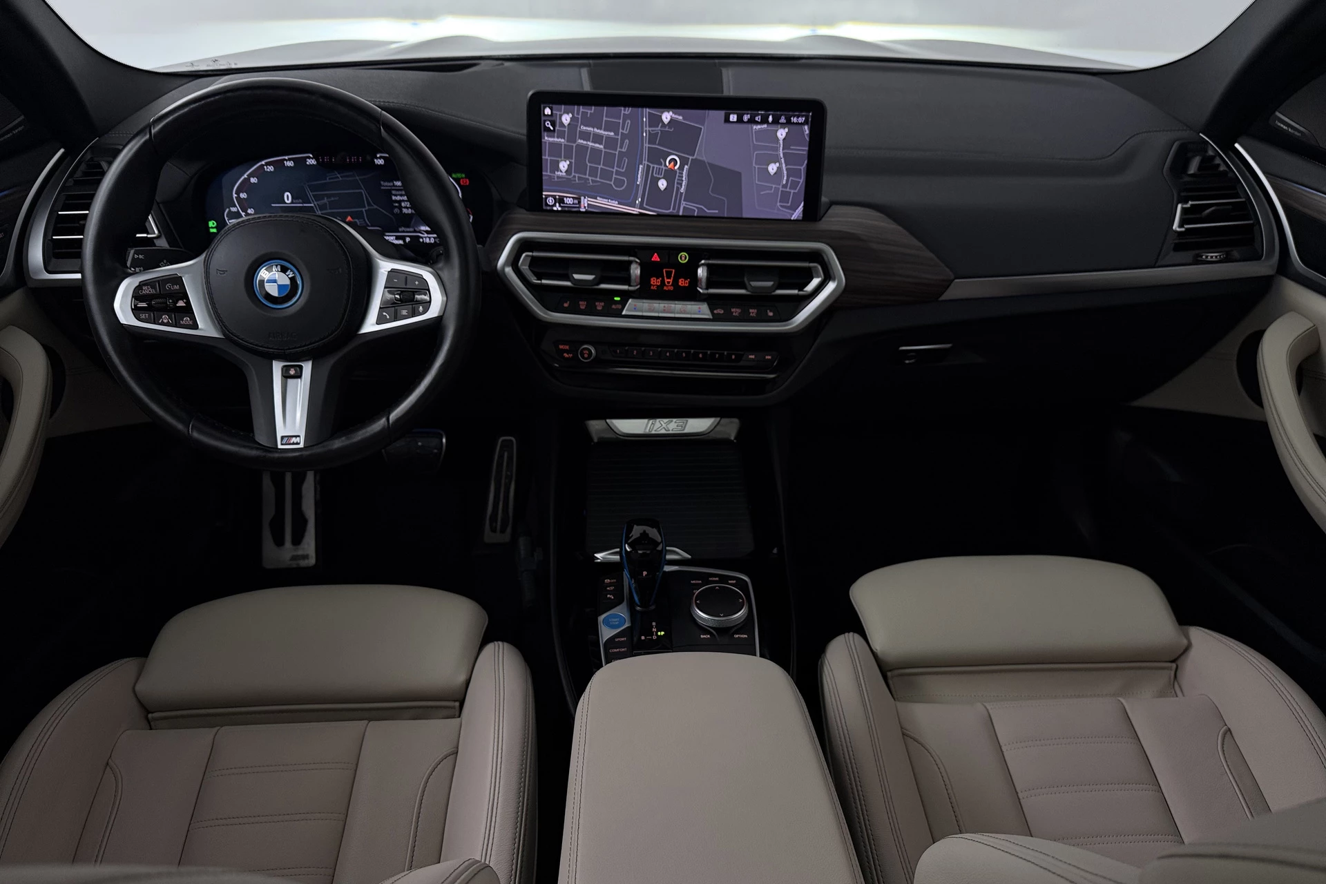 Hoofdafbeelding BMW iX3