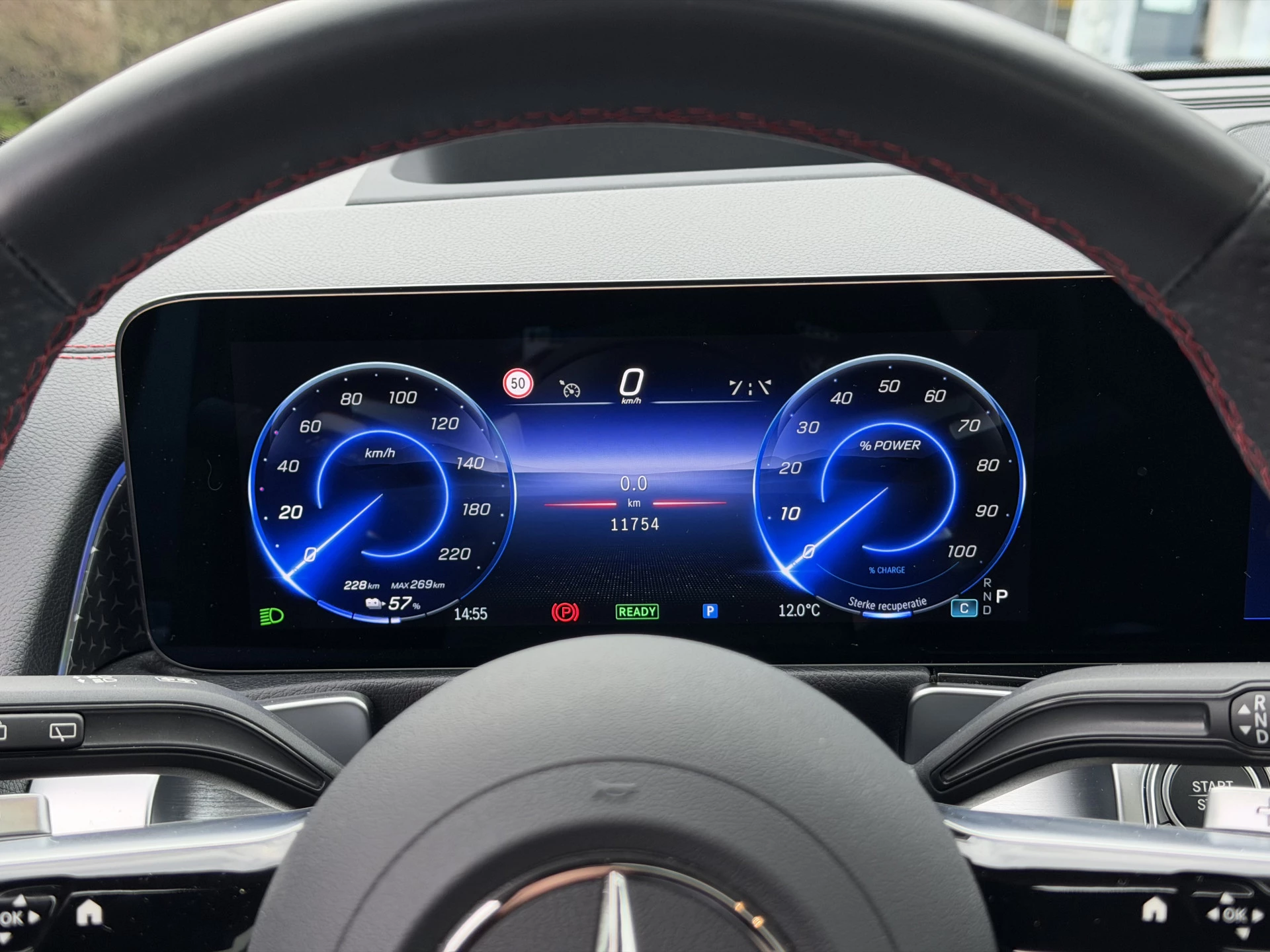 Hoofdafbeelding Mercedes-Benz EQB