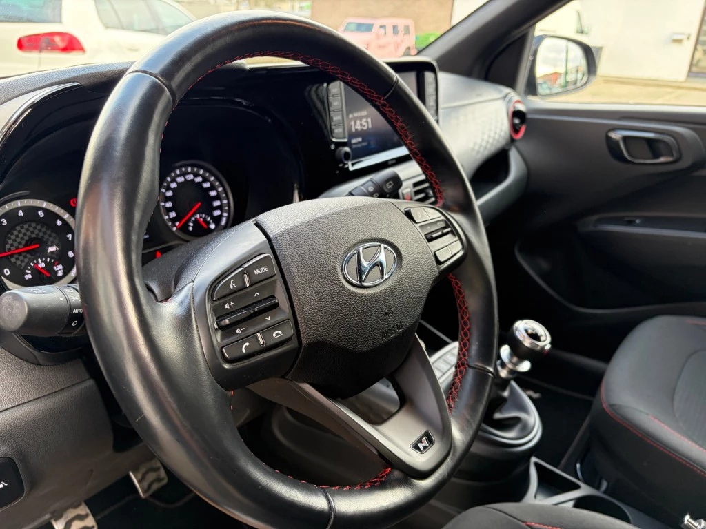 Hoofdafbeelding Hyundai i10