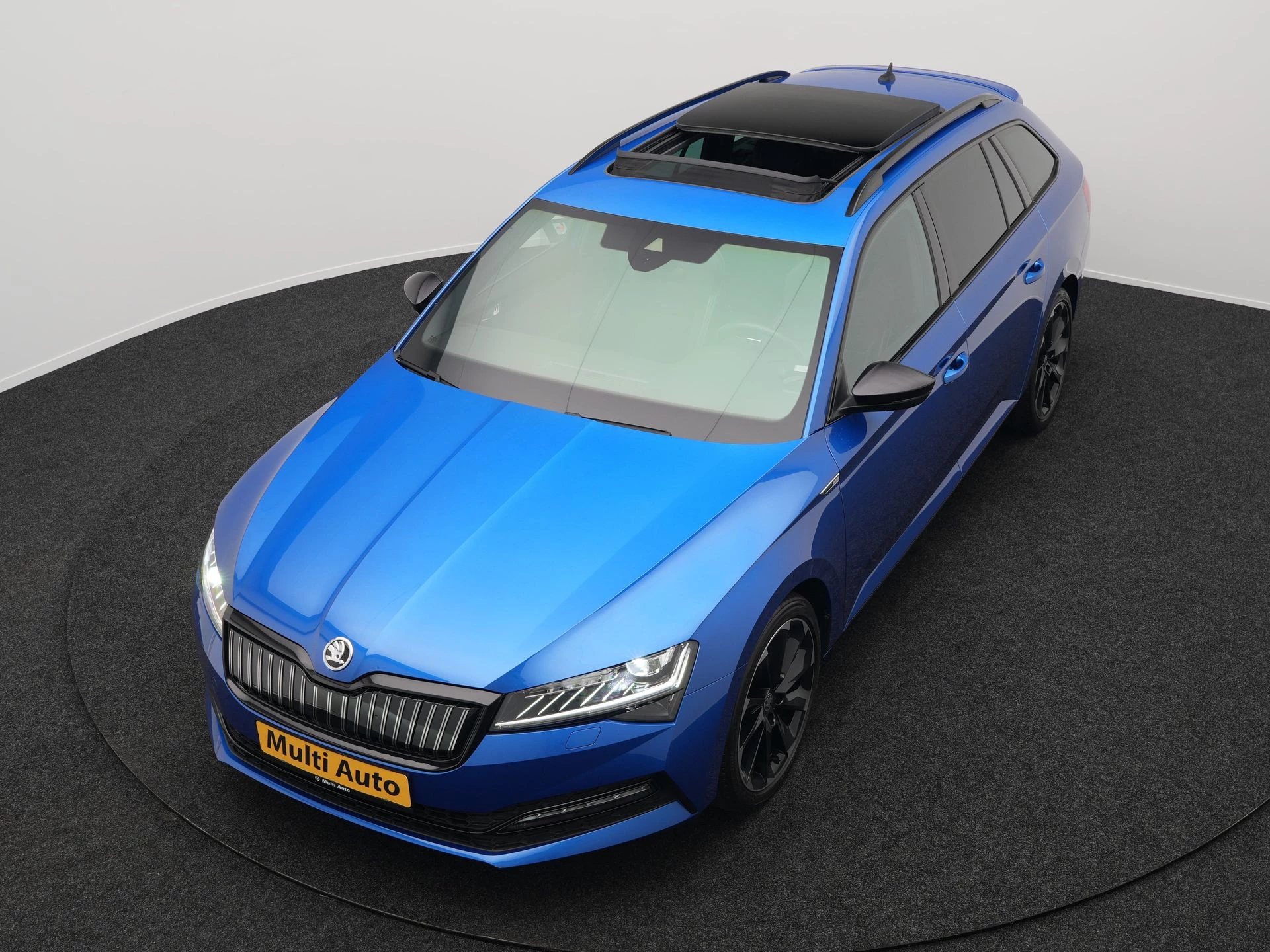 Hoofdafbeelding Škoda Superb
