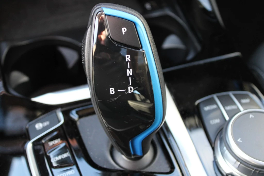 Hoofdafbeelding BMW iX3