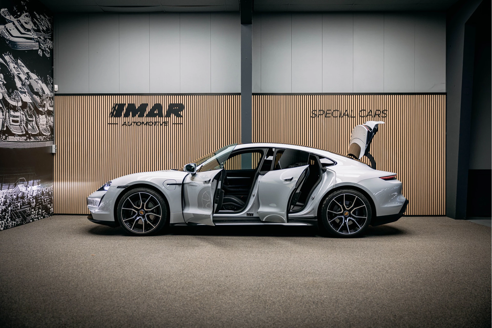 Hoofdafbeelding Porsche Taycan