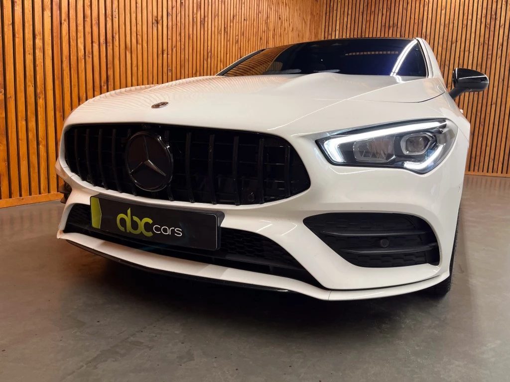 Hoofdafbeelding Mercedes-Benz CLA