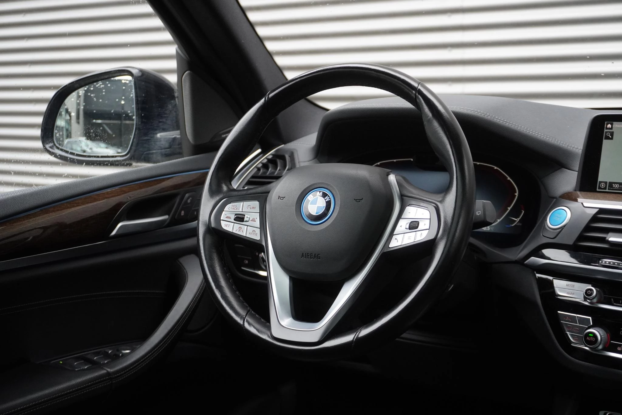 Hoofdafbeelding BMW iX3