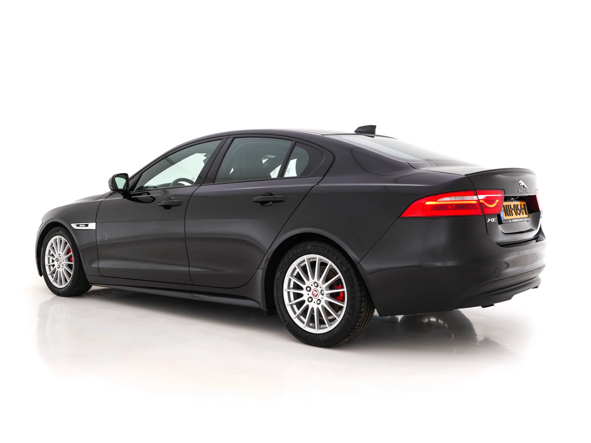 Hoofdafbeelding Jaguar XE