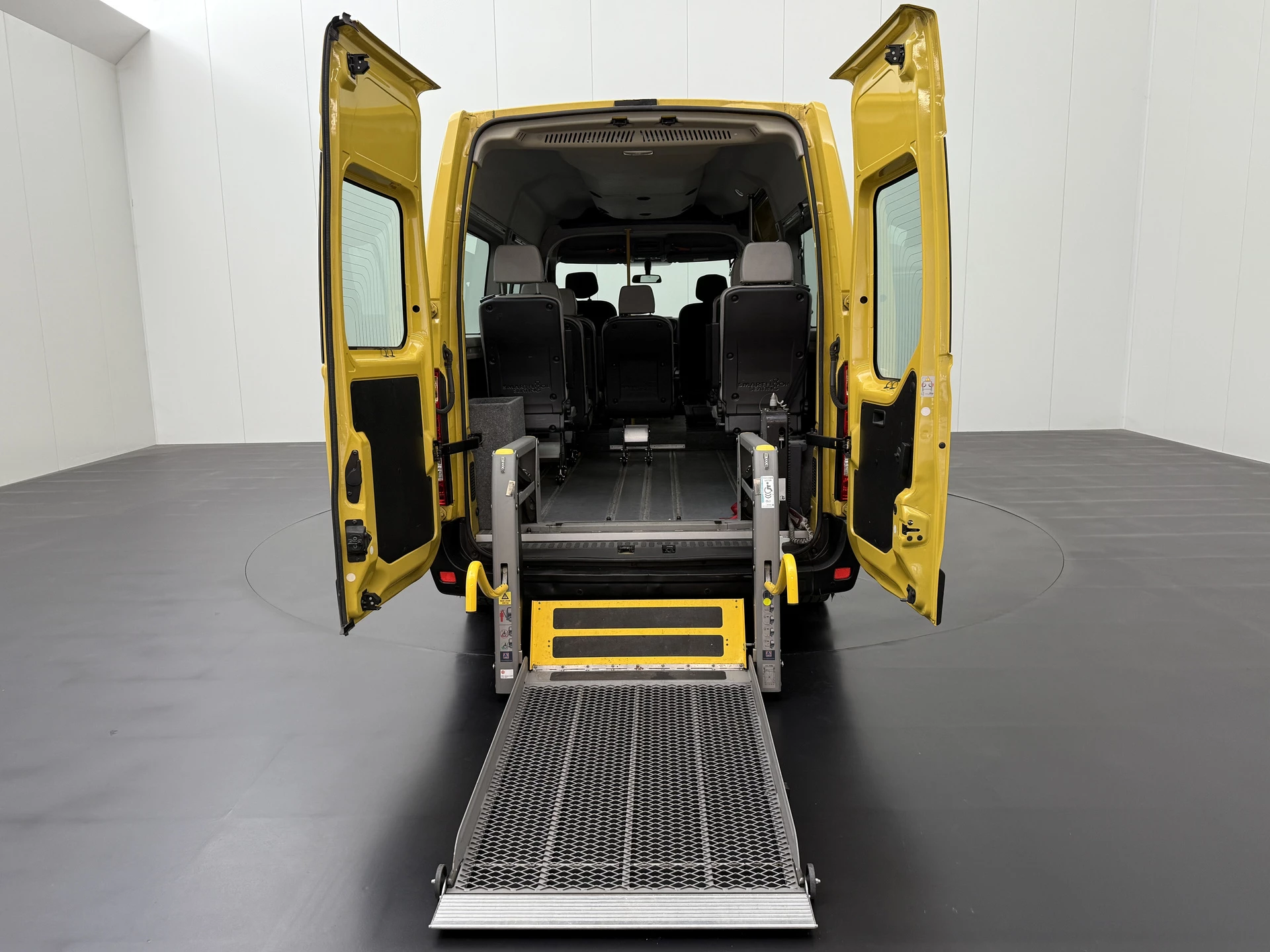 Hoofdafbeelding Nissan NV400