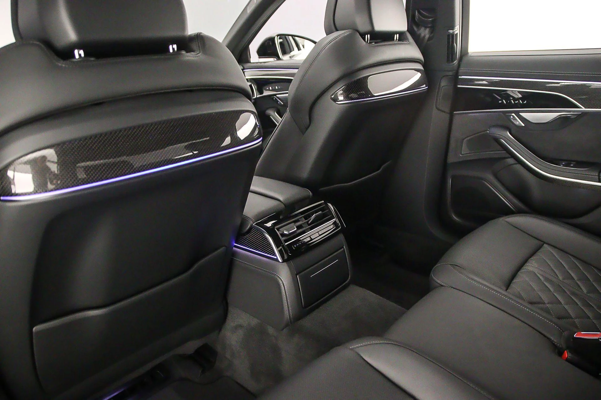 Hoofdafbeelding Audi A8