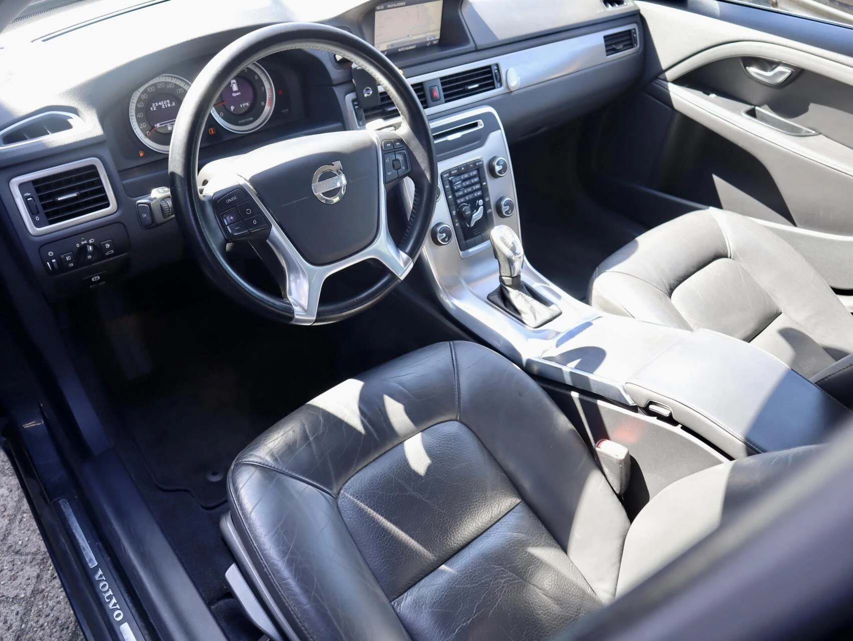Hoofdafbeelding Volvo V70