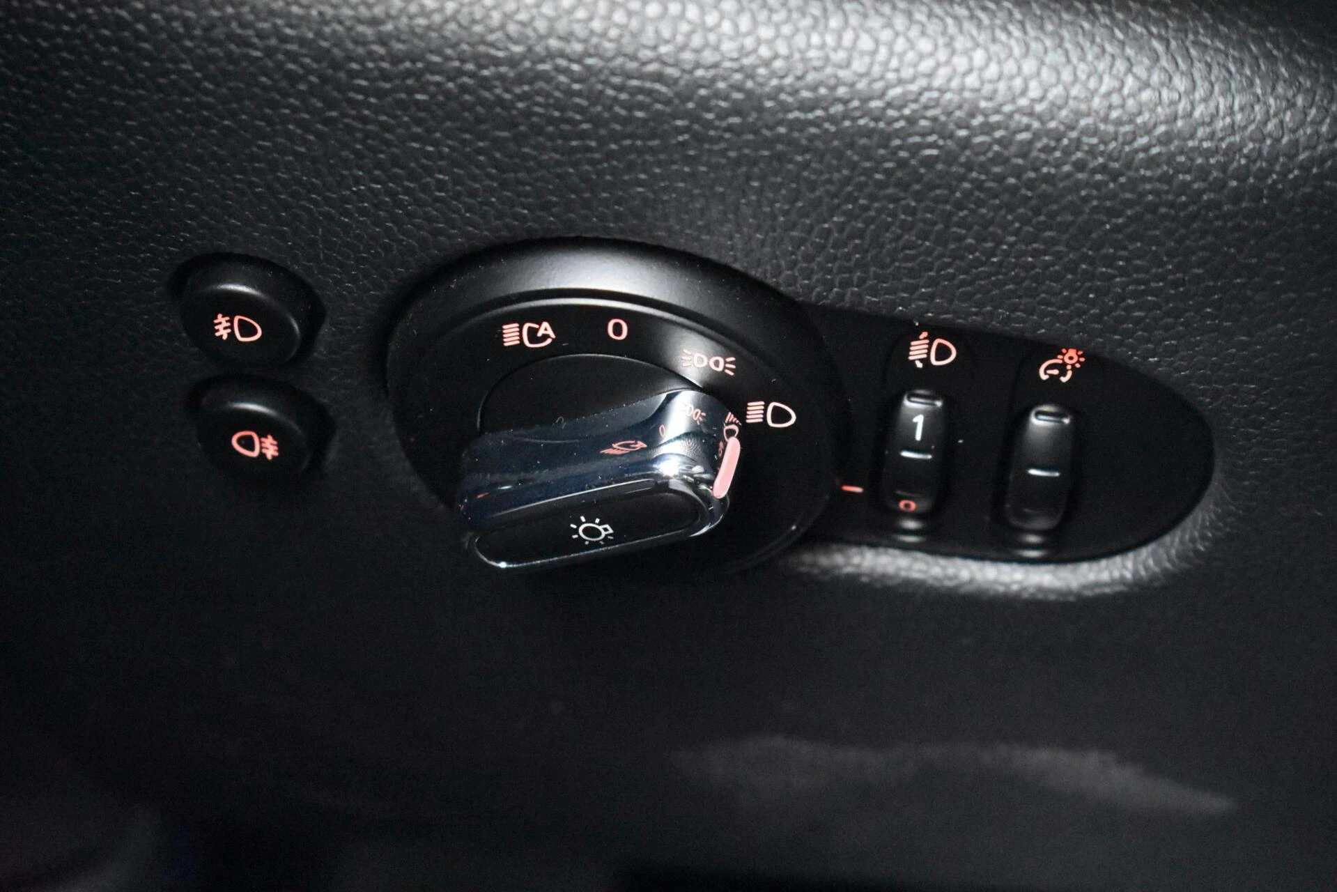 Hoofdafbeelding MINI One