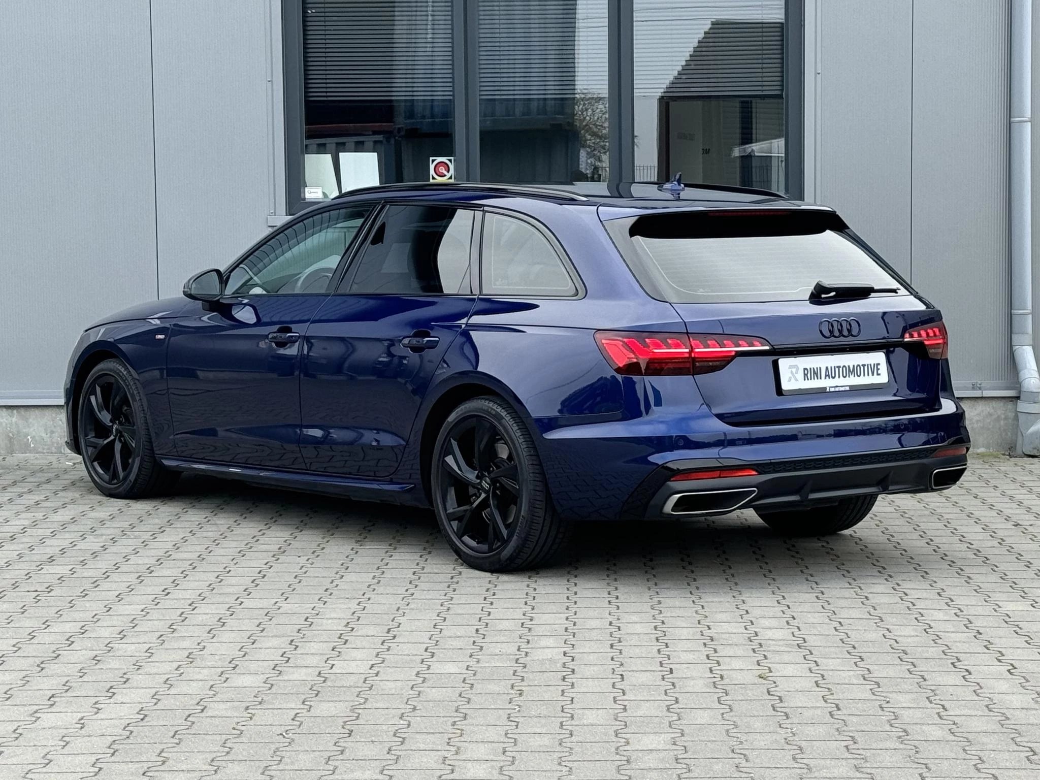 Hoofdafbeelding Audi A4