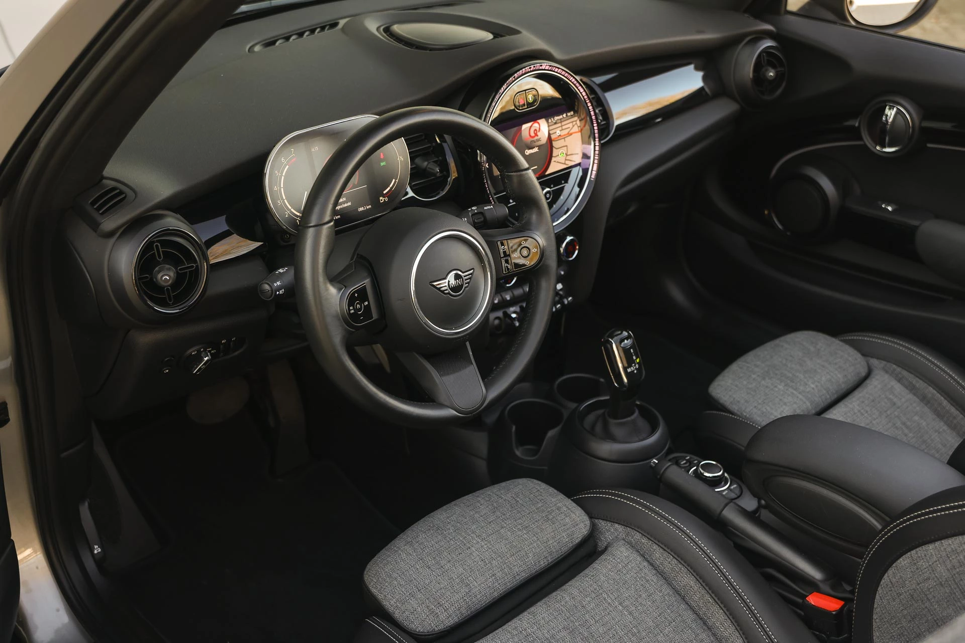 Hoofdafbeelding MINI Cooper Cabrio