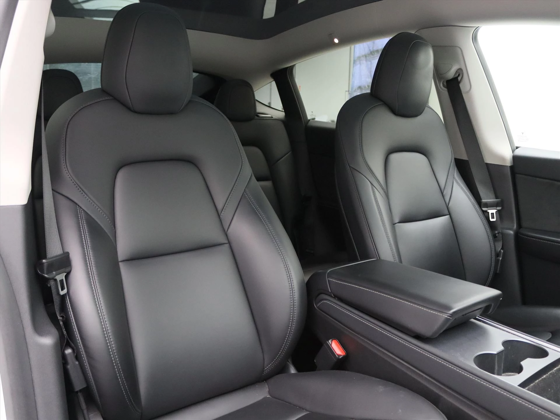 Hoofdafbeelding Tesla Model Y