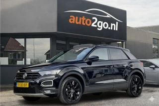 Volkswagen T-Roc 1.5 TSI AUT7 SPORT BLACK-EDITION PANODAK NAVI CAMERA DIGI-DASH APPLE-CARPLAY LED LMV PDC