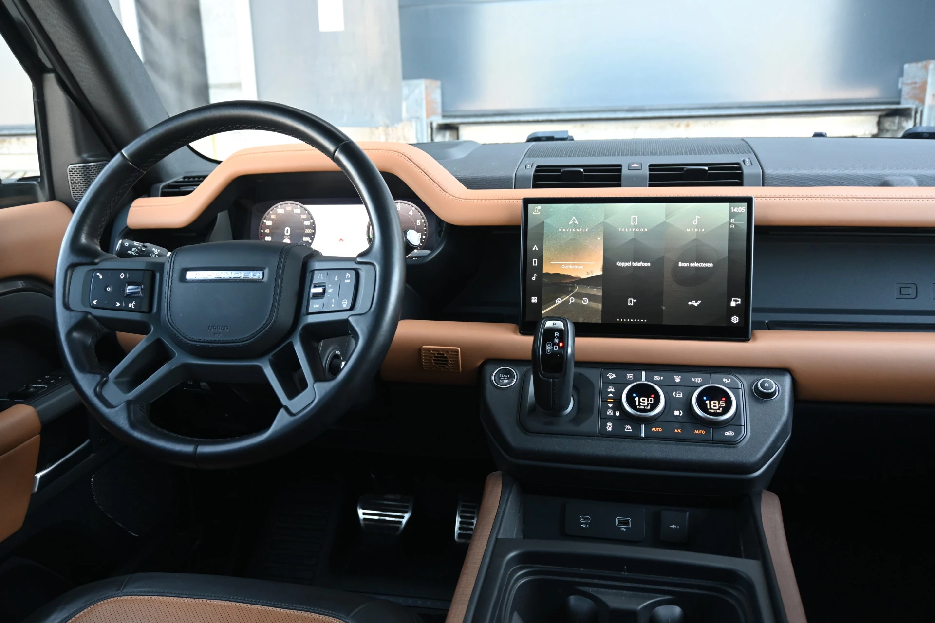 Hoofdafbeelding Land Rover Defender
