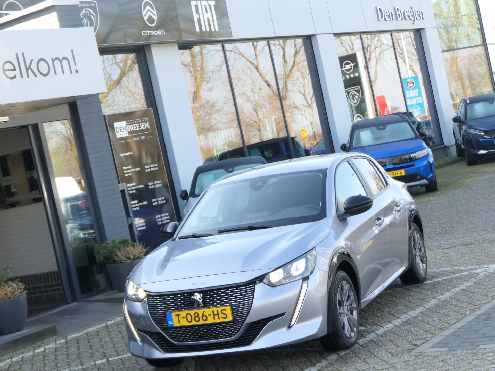 Hoofdafbeelding Peugeot e-208