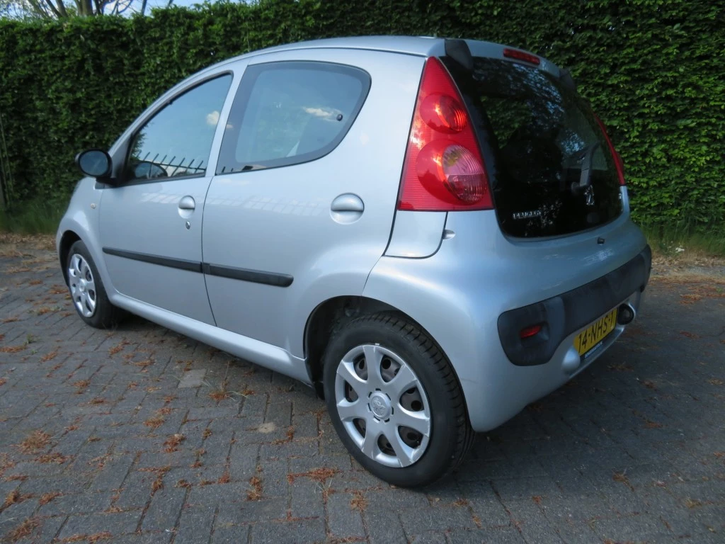 Hoofdafbeelding Peugeot 107
