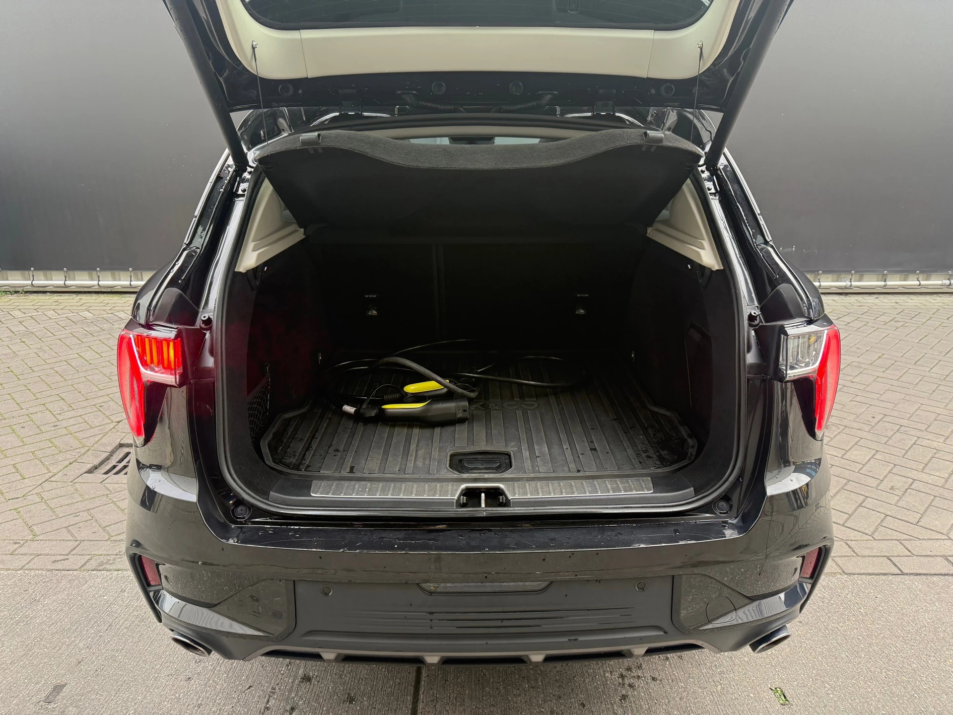 Hoofdafbeelding Lynk & Co 01