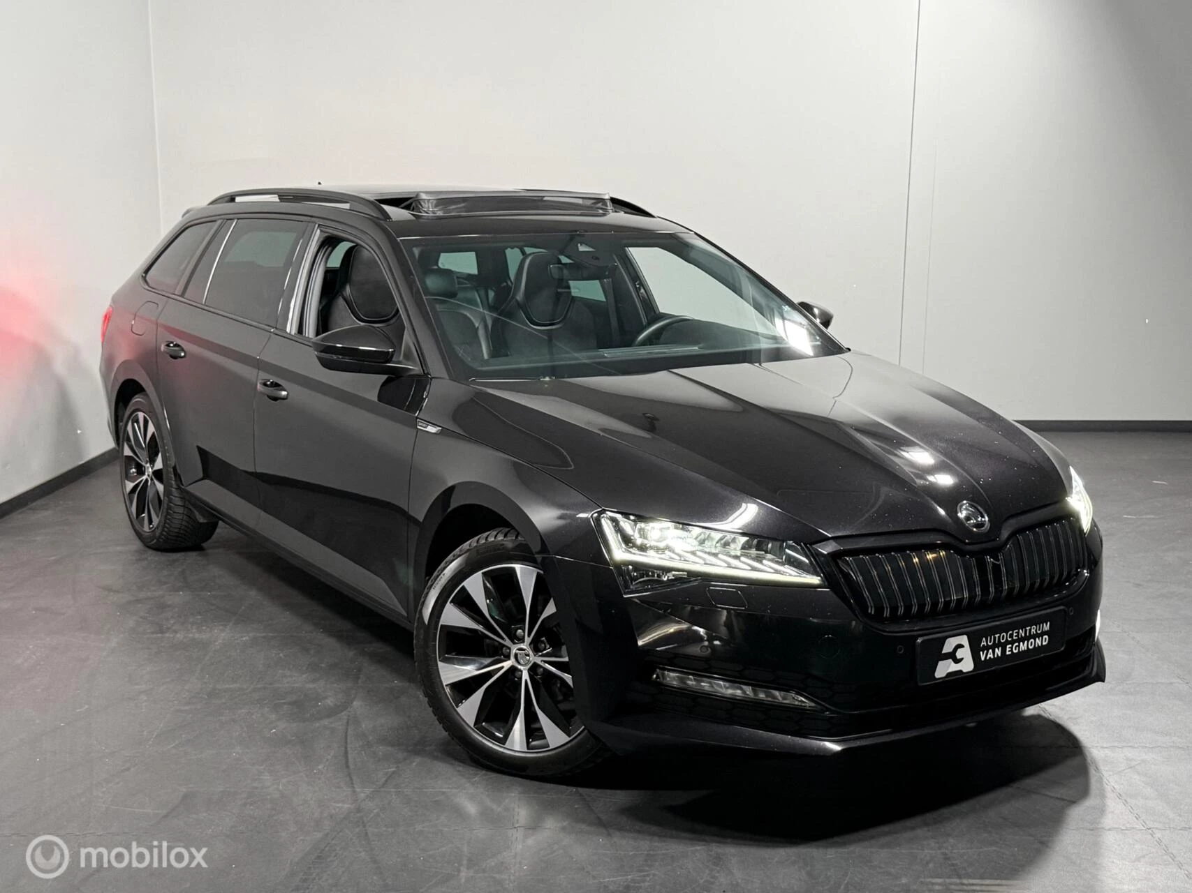 Hoofdafbeelding Škoda Superb