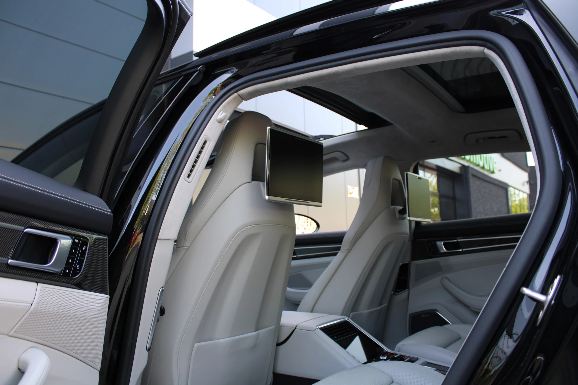 Hoofdafbeelding Porsche Panamera