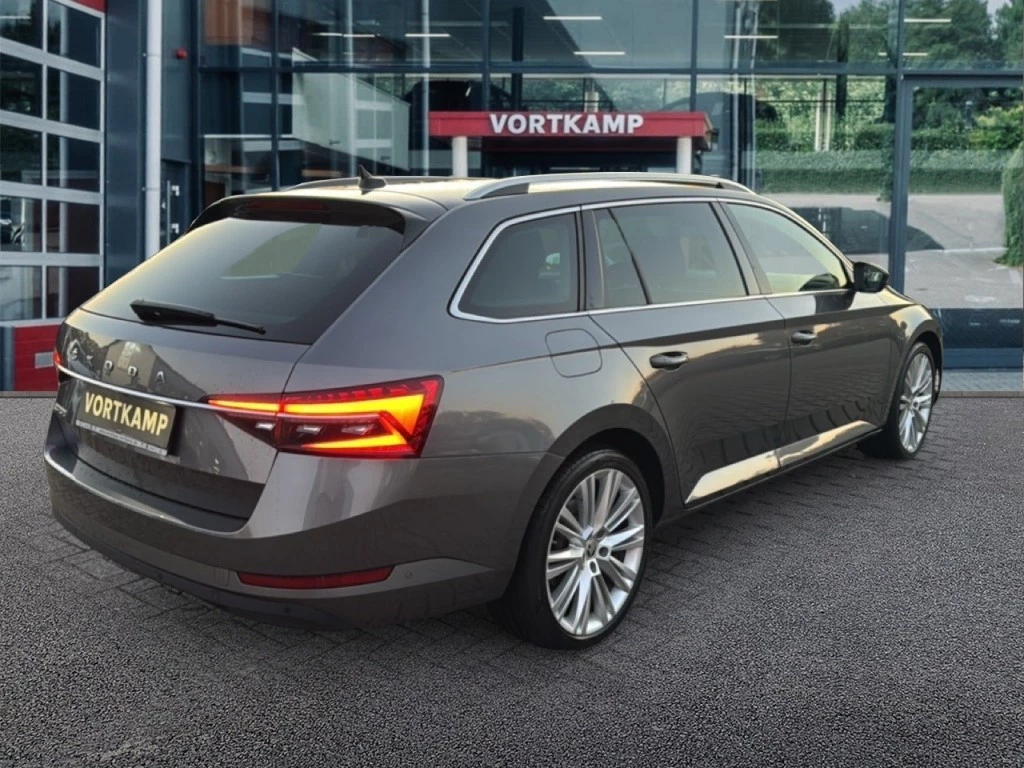 Hoofdafbeelding Škoda Superb